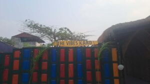 रत्ननगरको सौराहाचोकमा ‘द भाइब्स कार्ड’ रेष्ट्रोको उद्घाटन