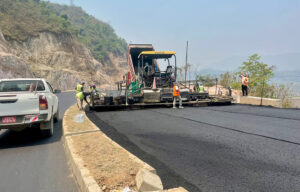 मुग्लिन–मलेखु सडकमा कालोपत्रको तयारी